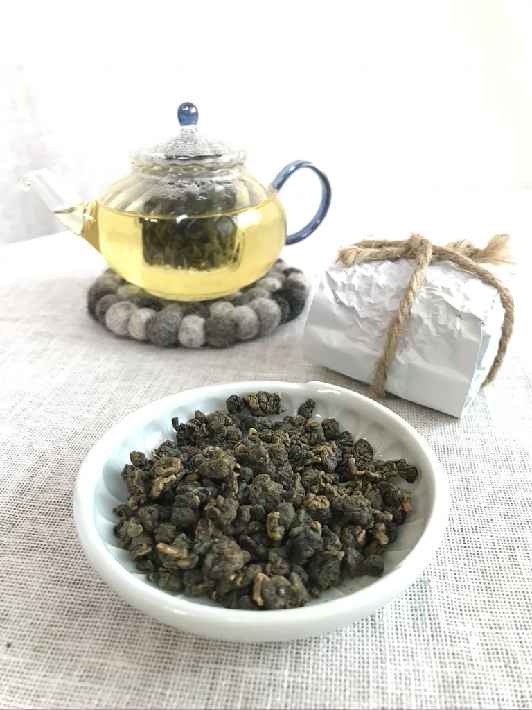 Amoha Tea-阿里山中焙烏龍茶