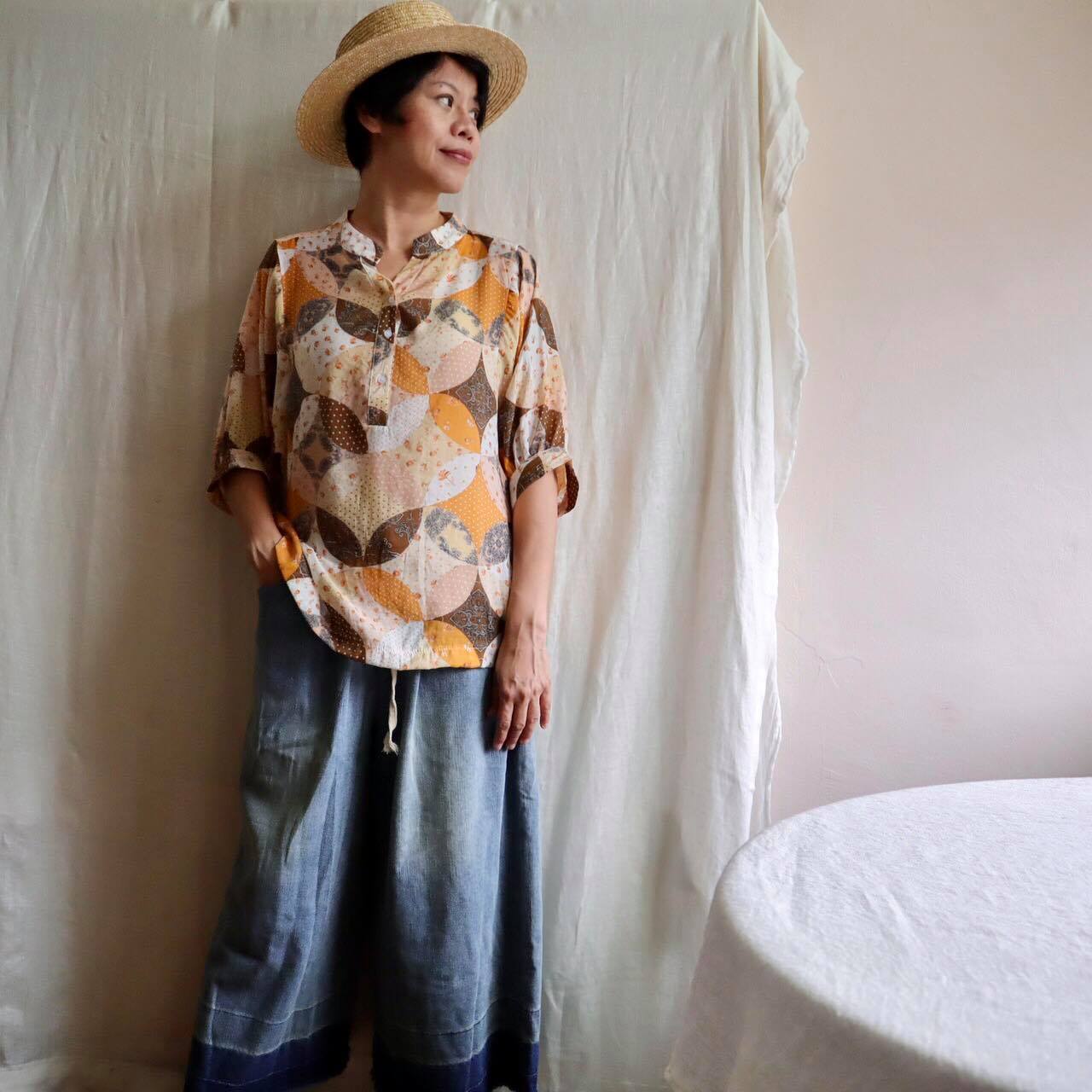 薄紗棉麻田園圖騰寬袖上衣